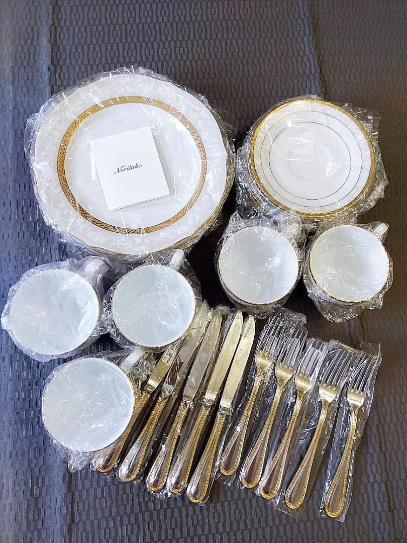 新品　美品　ノリタケ　食器　カップ＆ソーサー　プレート　カトラリー　20点セット
