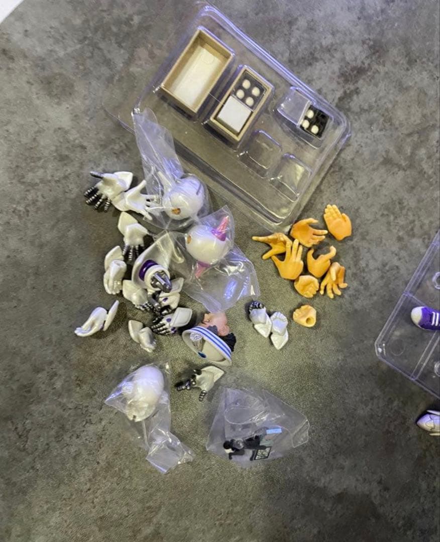 ジョジョの奇妙な冒険 超像可動　東方定助 ソフト アンド ウェット