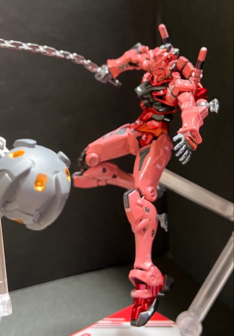 HG 赤いガンダム シャア専用4ビット装備 塗装完成品 スタンド付き