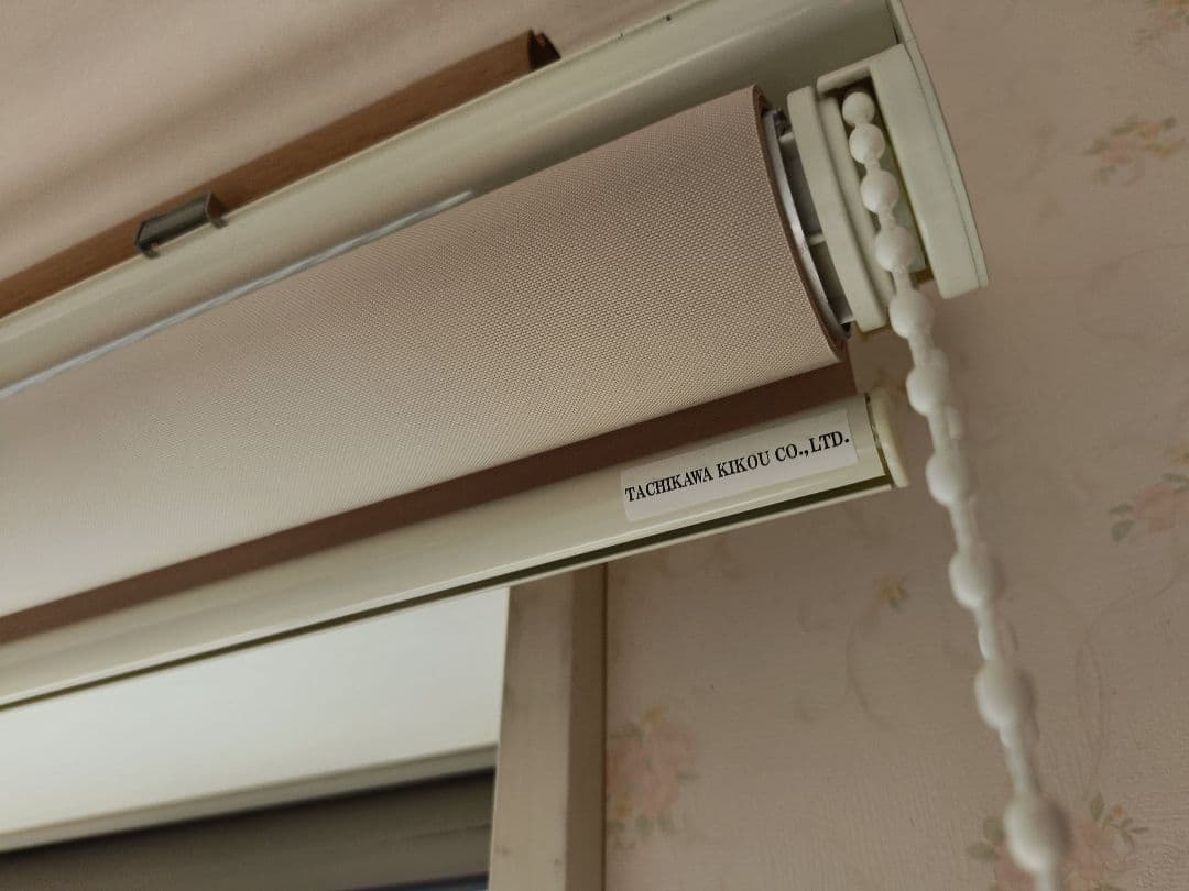 【引取値引あり】ロールスクリーン(遮熱ベージュ)　幅187x丈156cm