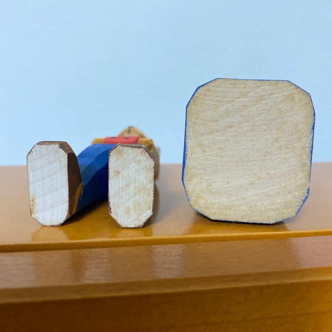 ドイツ製　ザイフェン　エルツ　木彫りの人形　木製　オブジェ　イースター