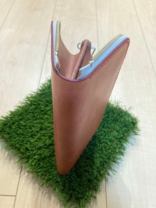 ラウンドファスナー長財布