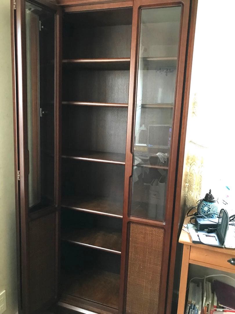 本棚 ブラウン木製キャビネット ガラス扉 5棚