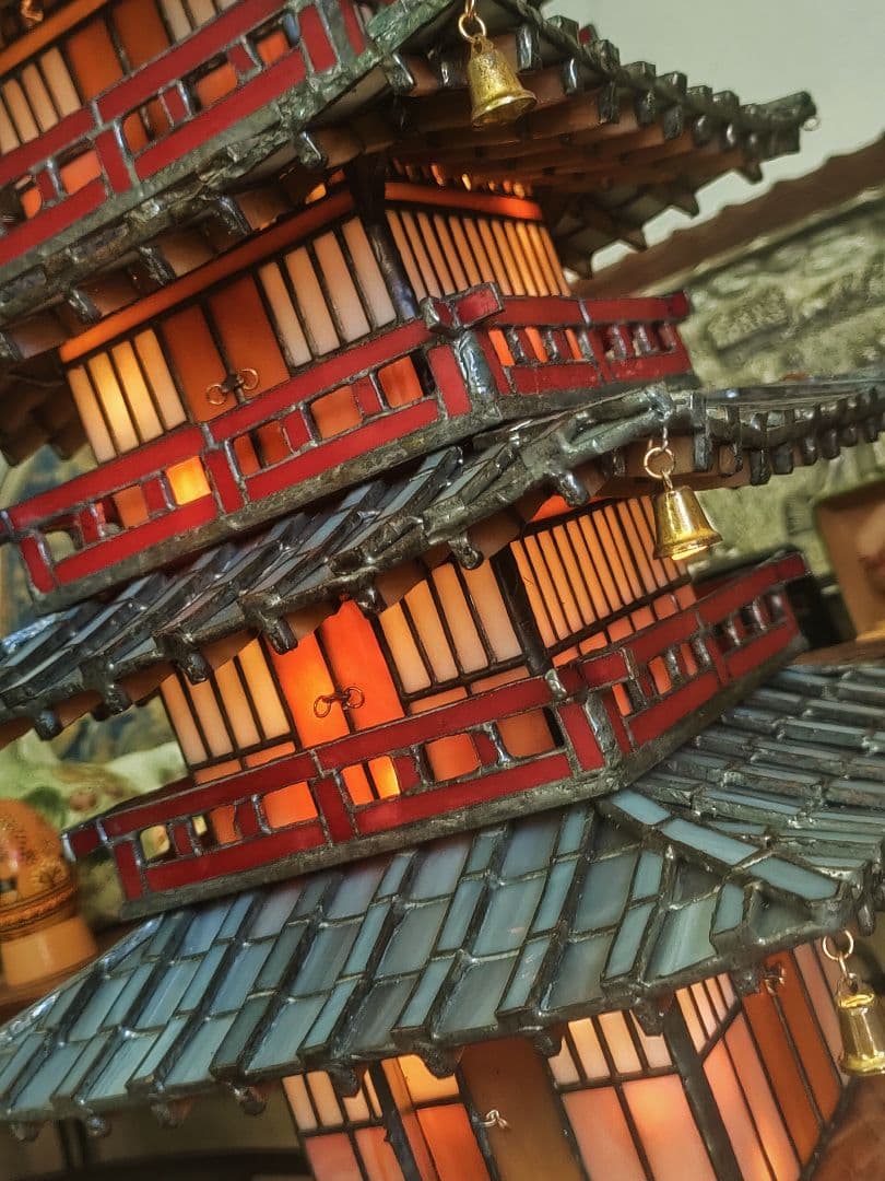 【圧巻 ☆ 世界唯一・一級品】ステンドグラス五重塔　美術工芸品　ビンテージランプ