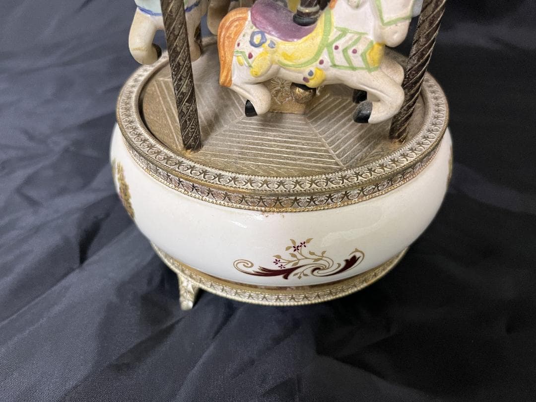 三協商事 メリーゴーランドのオルゴール 超希少！