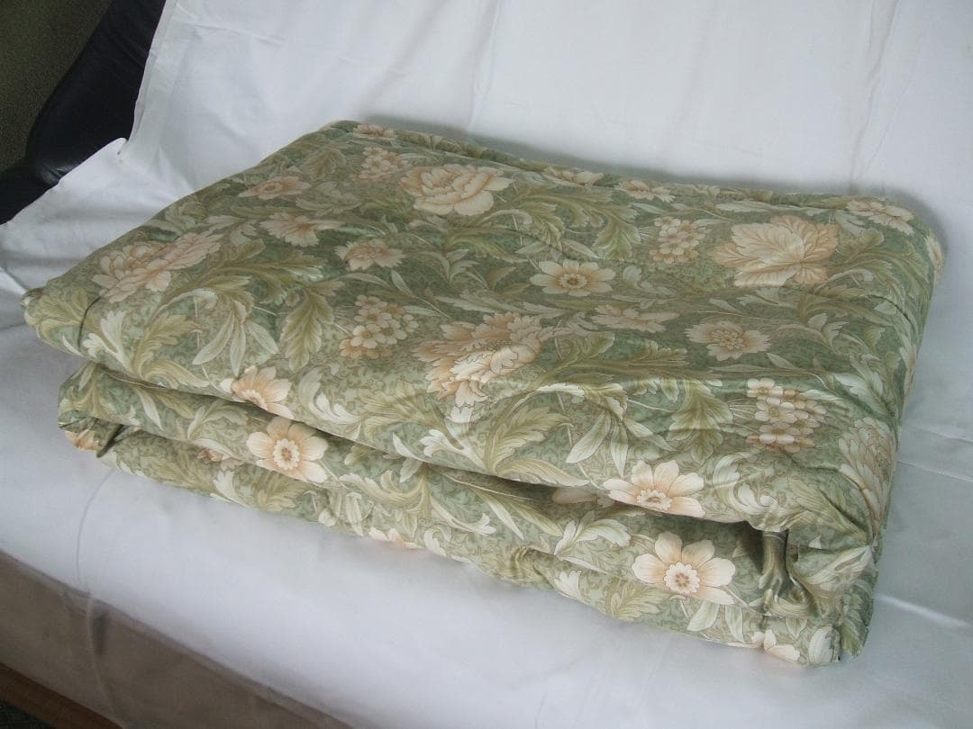 新品＊日本製＊手引き真綿（絹・シルク）＊高級真綿掛布団＊１キロ（シングル）