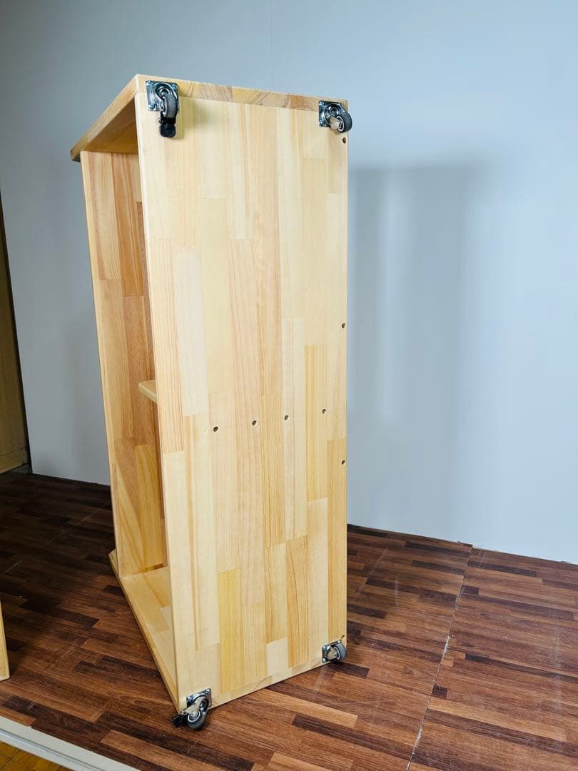 絵本棚　　キャスター付き