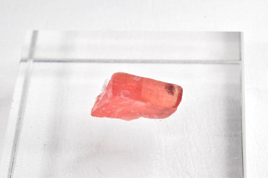 アメリカコロラド州 スイートホーム産 ロードクロサイト原石