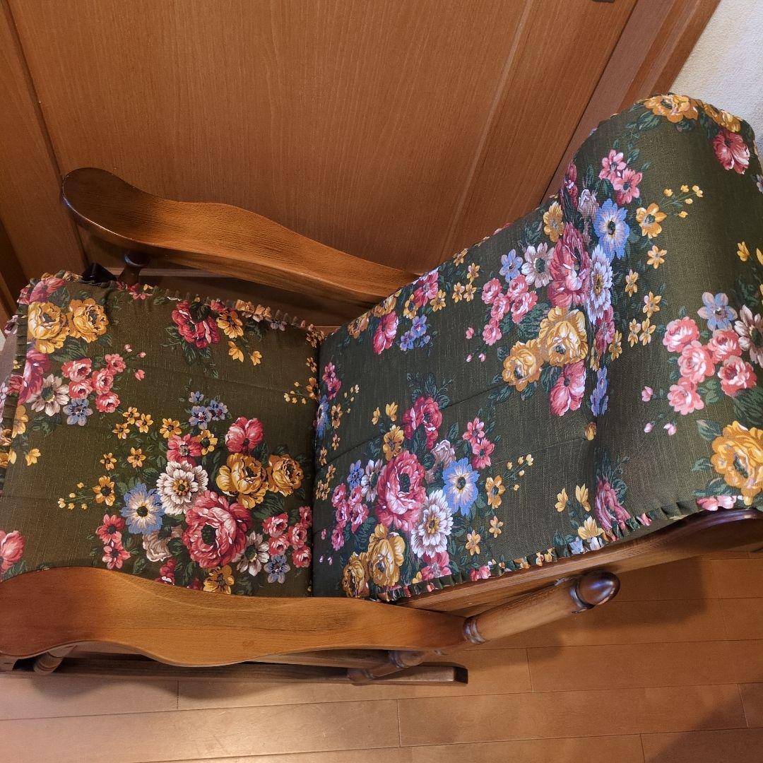 ビンテージ　東洋家具製　ロッキングチェア　オットマン付き　花柄　TOYO