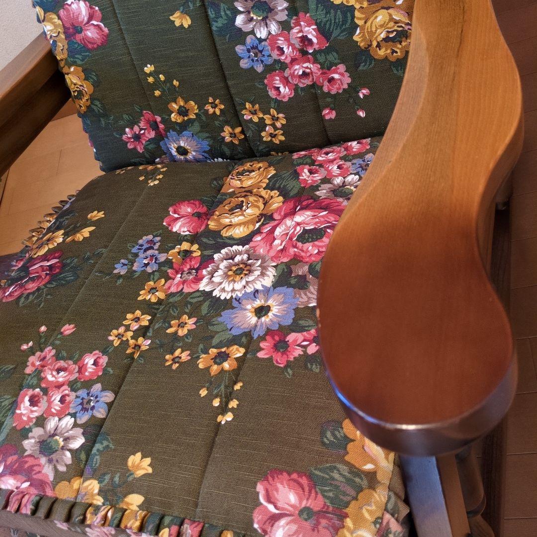 ビンテージ　東洋家具製　ロッキングチェア　オットマン付き　花柄　TOYO