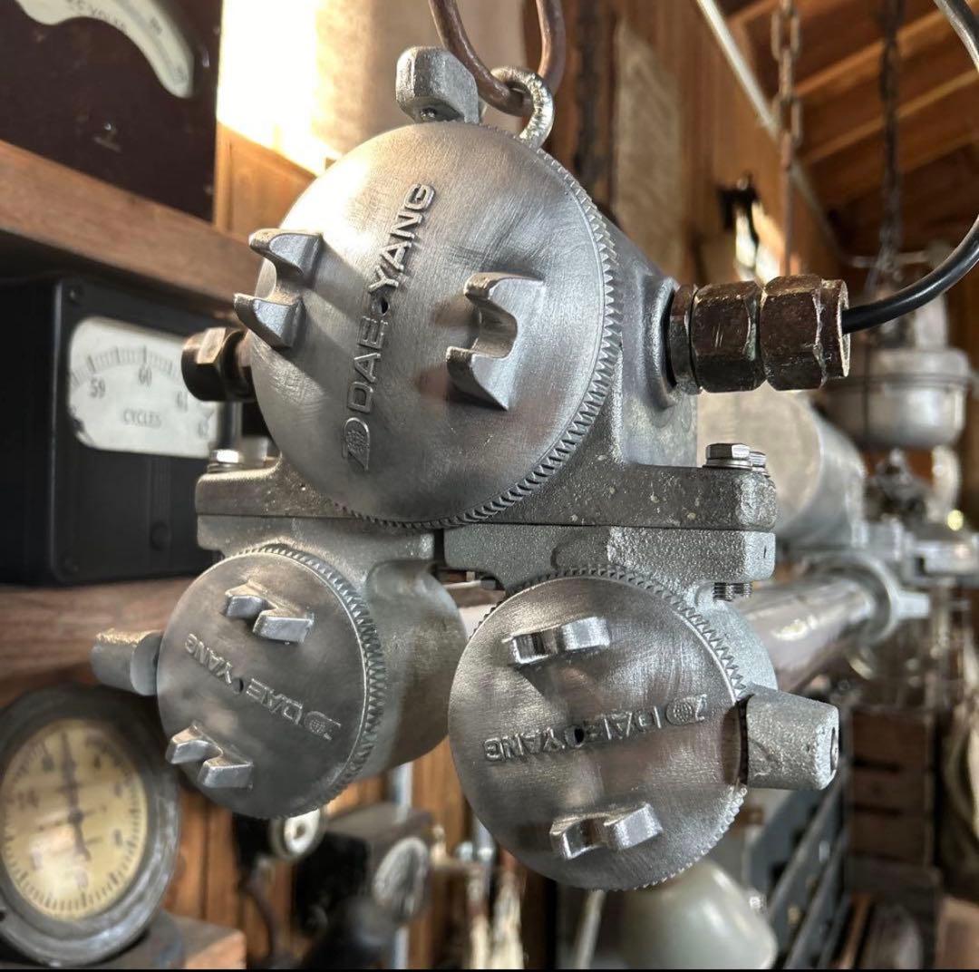 インダストリアル　ビンテージ　ランプ　1129