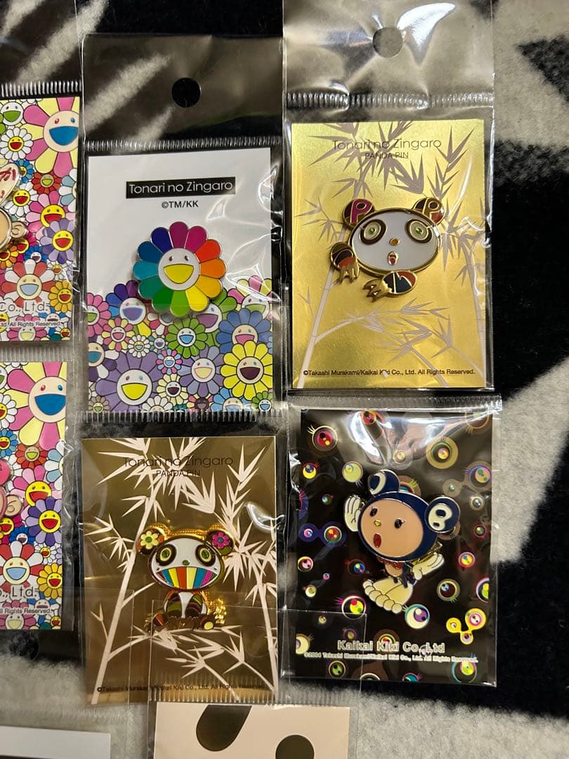 村上隆 ピンバッジ カイカイキキ フラワー お花ピンズ レインボー