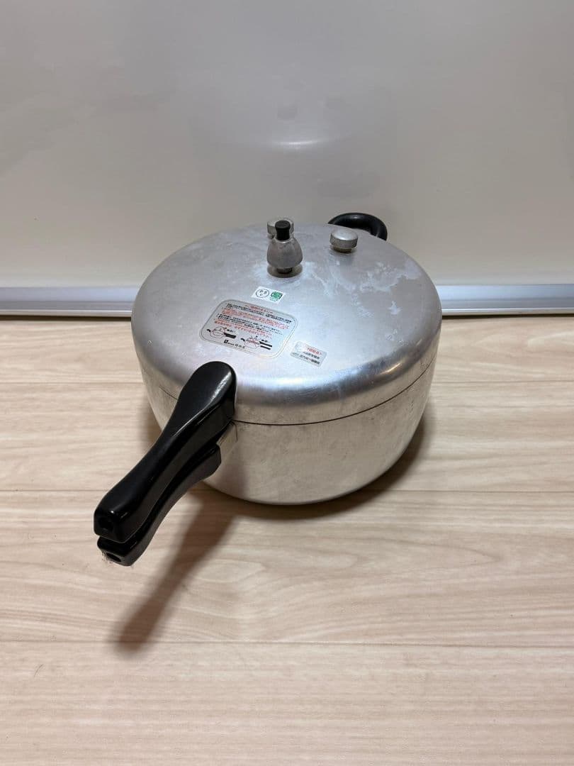 アルミ圧力鍋 シルバー PC-60A 動作確認済み