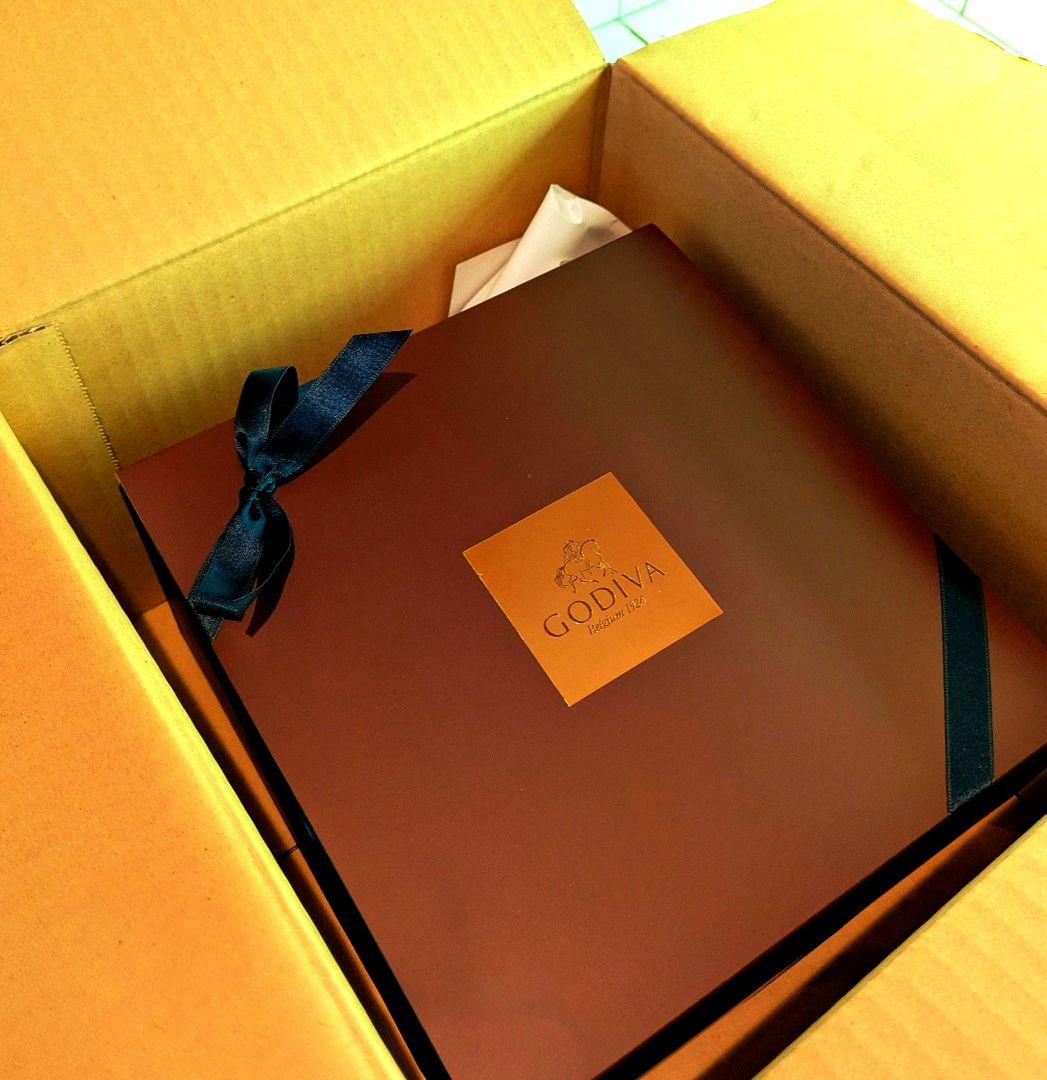 GODIVA ラグジュアリーギフトボックス