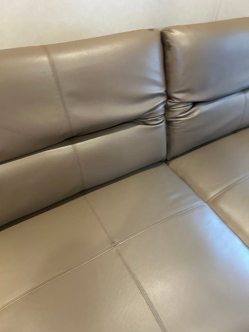 ボーコンセプト　革ハンプトン　BoConcept 2025年納品　半額