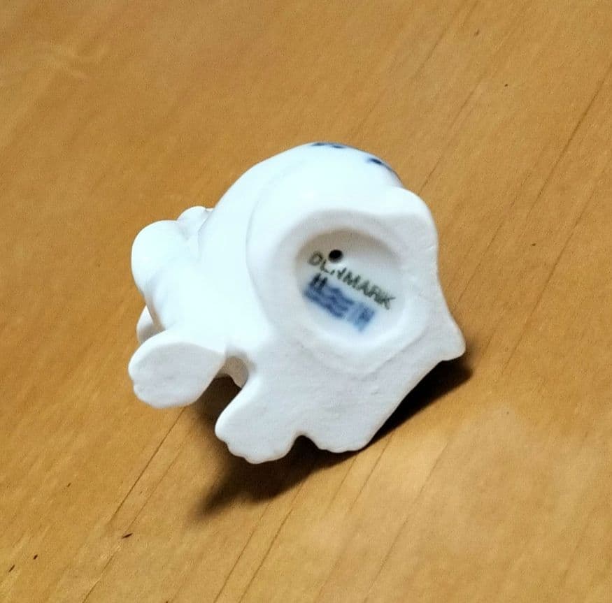 希少 ロイヤルコペンハーゲン フィギュリン ブルーパルメッテ 犬