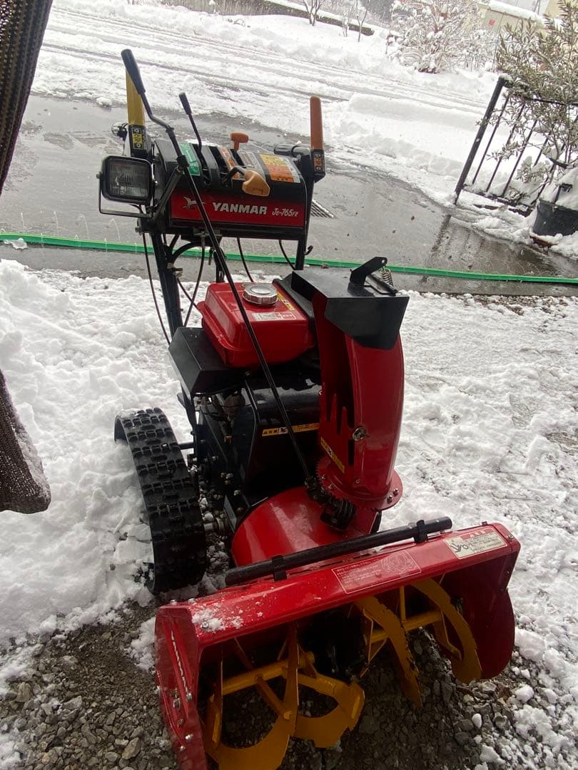 滋賀発　YANMAR Je765FR除雪機 赤