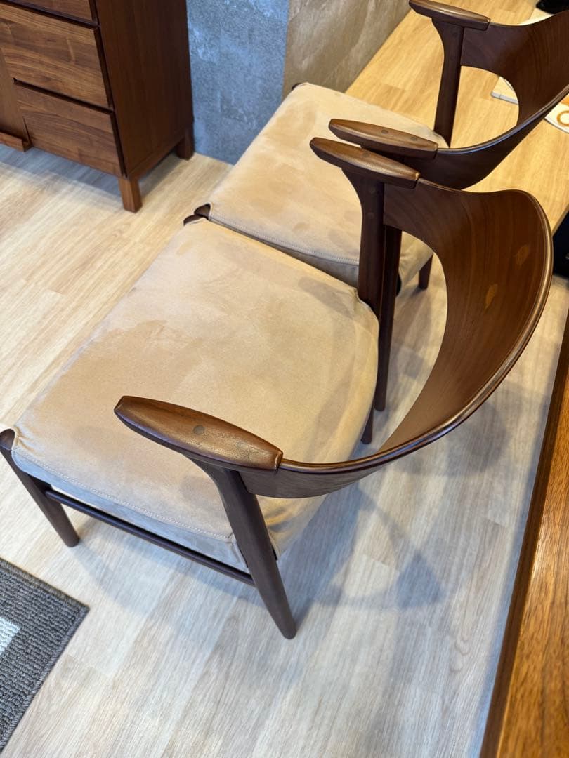 【フル】ダイニングチェア② カバー付き、ウォールナット