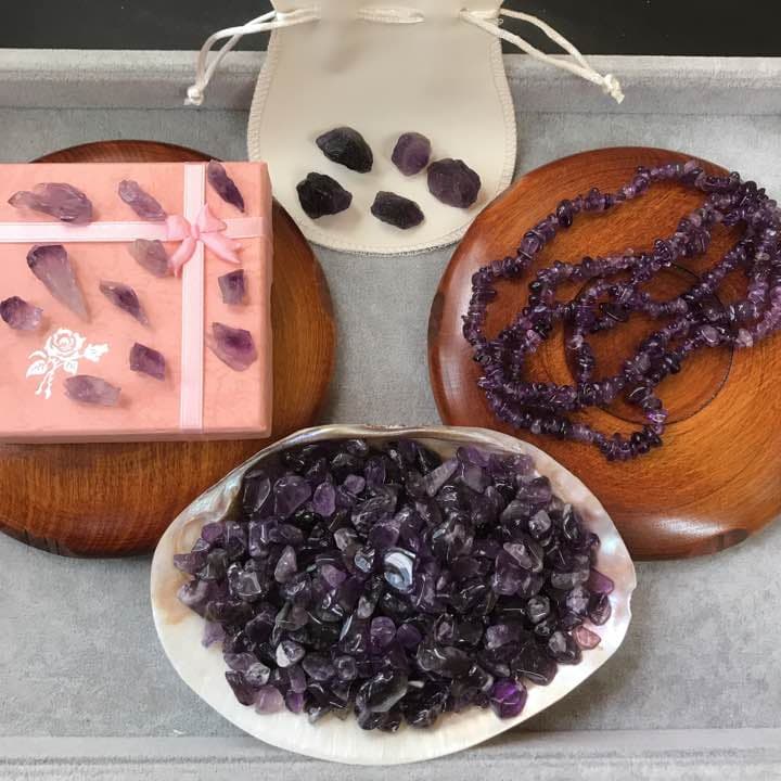 ★特選オンリー１★紫水晶５種計１kg超【愛の守護石✴︎アメジストクラスター】P♡