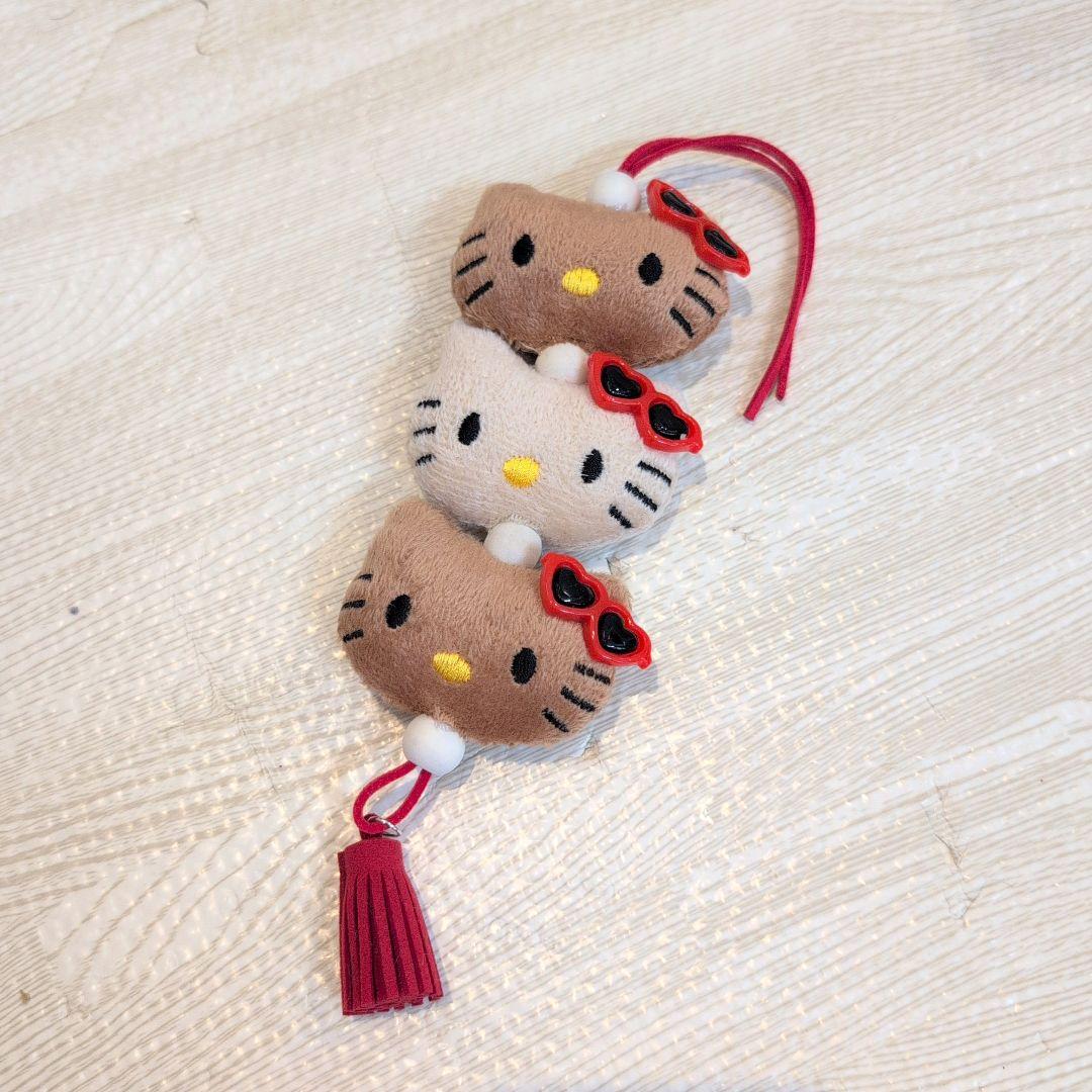 新品 日焼けキティ y2k ストラップ キーホルダー ガングロキティ 三連