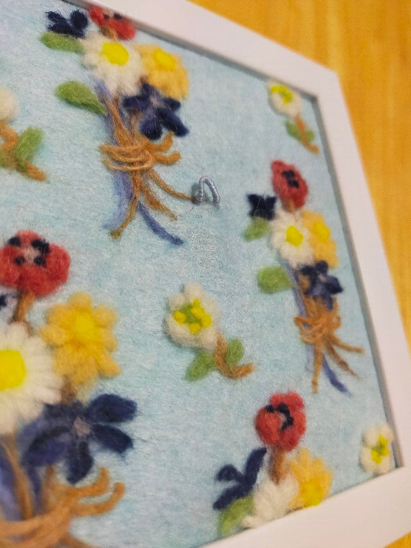 羊毛フェルト刺繍 「 郵便配達にゃん」　刺繍　猫　フォトフレーム　ブローチ