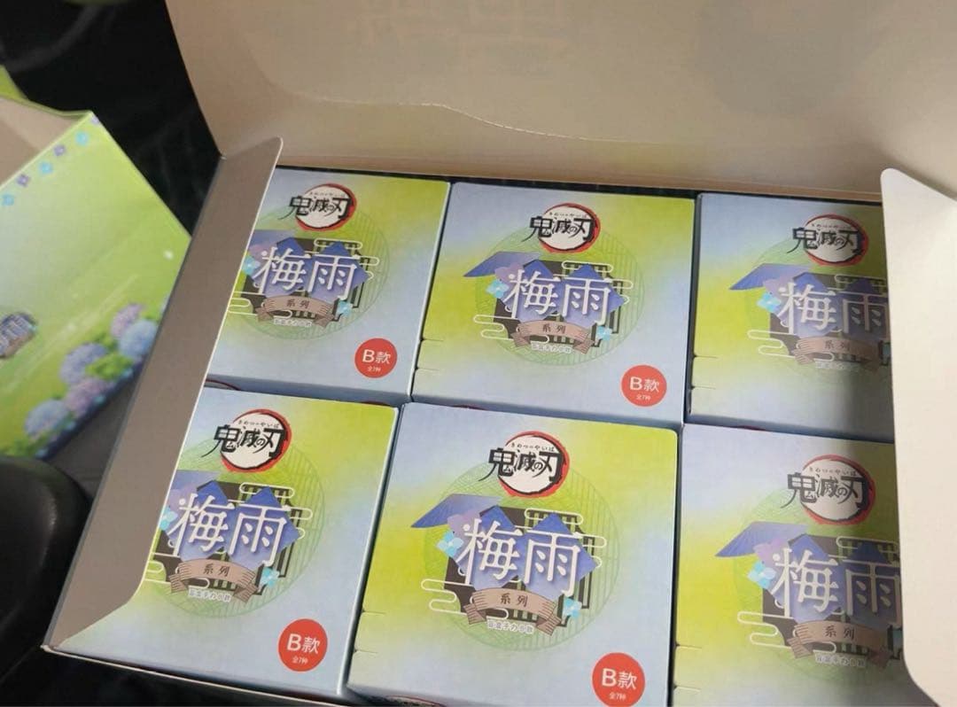 鬼滅の刃　フィギュア　Bセット6個入　海外限定　梅雨シリーズ　ポップアップストア