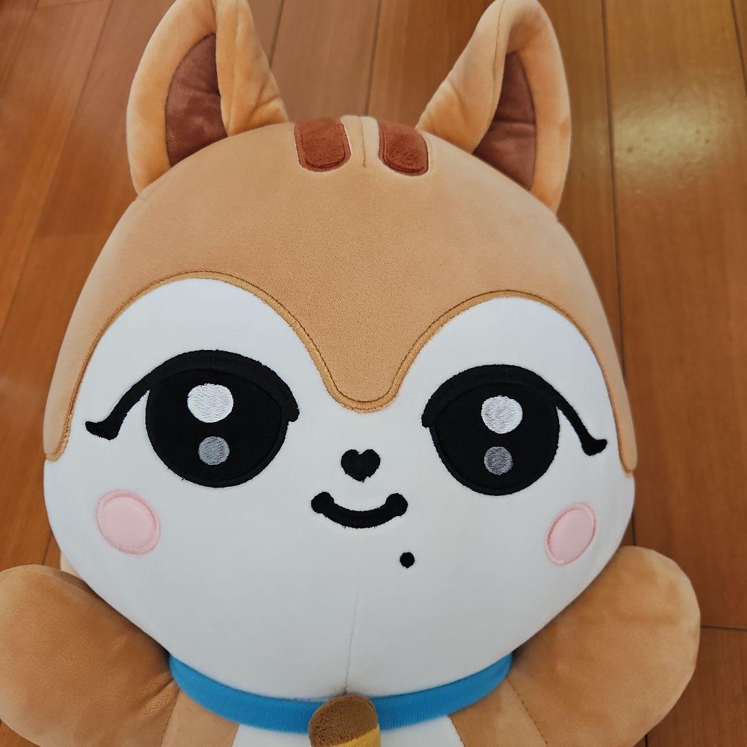 ive minive popup ガウル ダリ メガクッション DAL-E - メルカリ