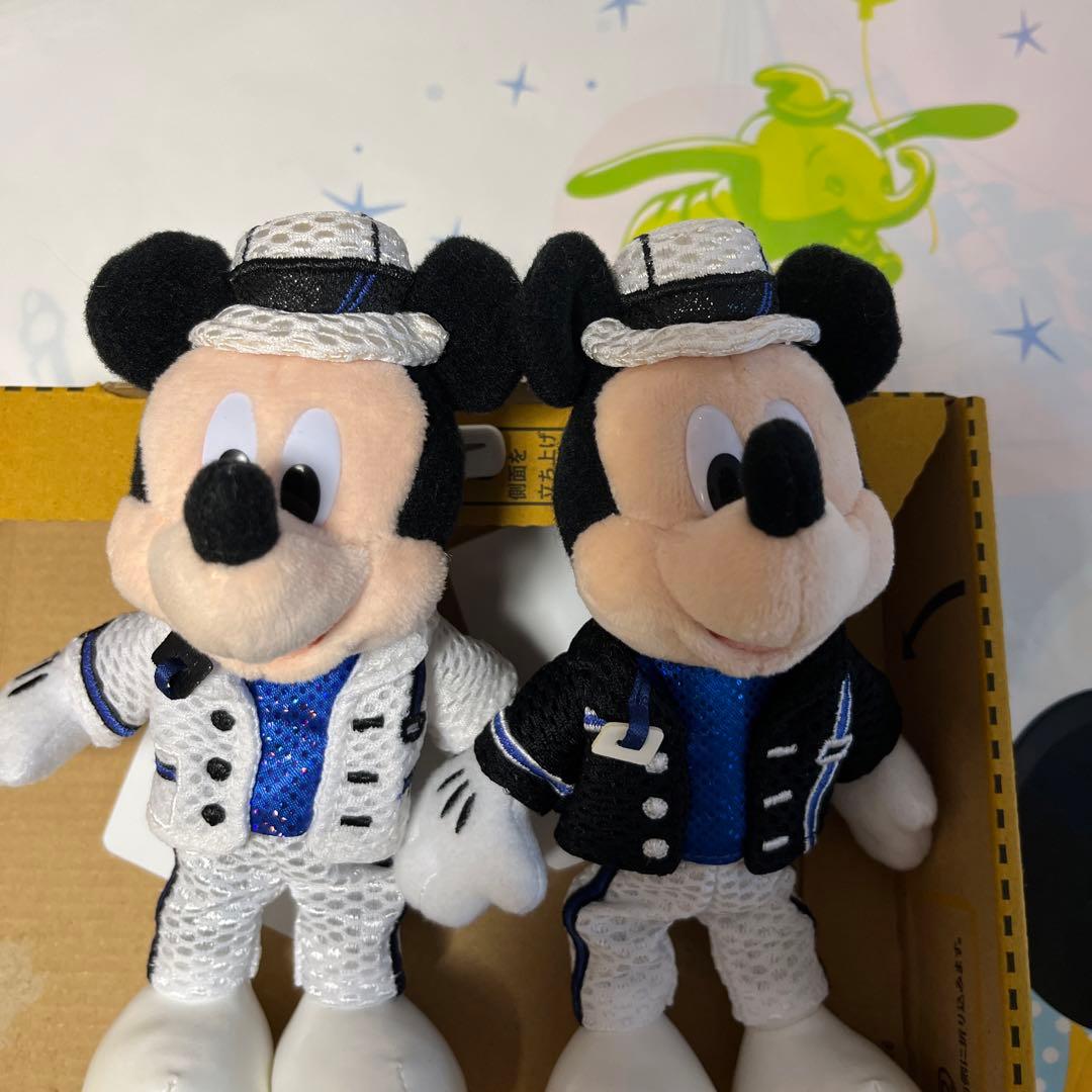 新品 ディズニー クラブマウスビート ミッキー ぬいぐるみ バッジ