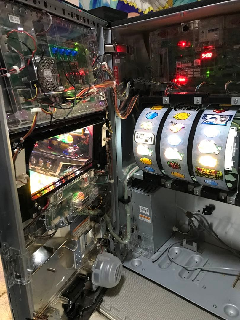 【今週日曜までの価格❗️】マジカルハロウィン8 実機