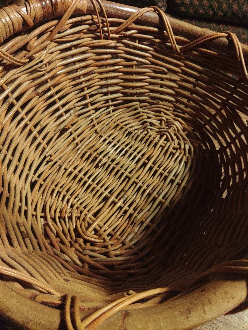 希少　ラタン　カゴ　バスケット　手持ち　藤　レトロ　アンティーク　ヴィンテージ