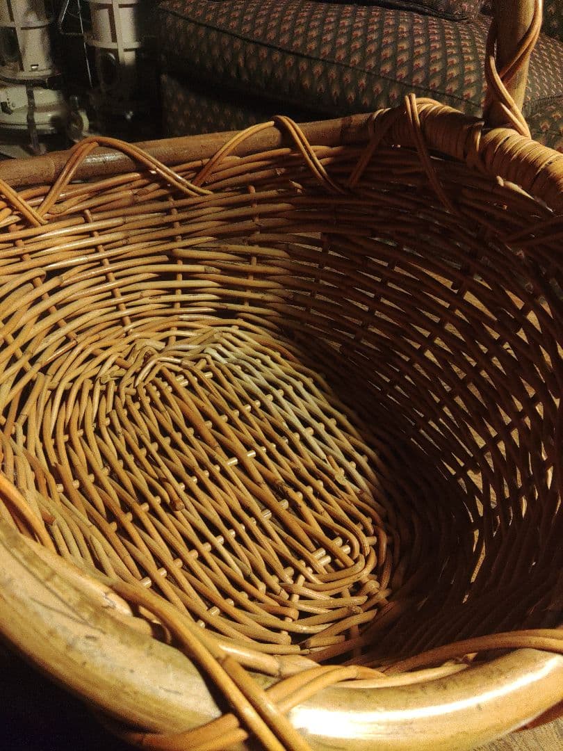 希少　ラタン　カゴ　バスケット　手持ち　藤　レトロ　アンティーク　ヴィンテージ