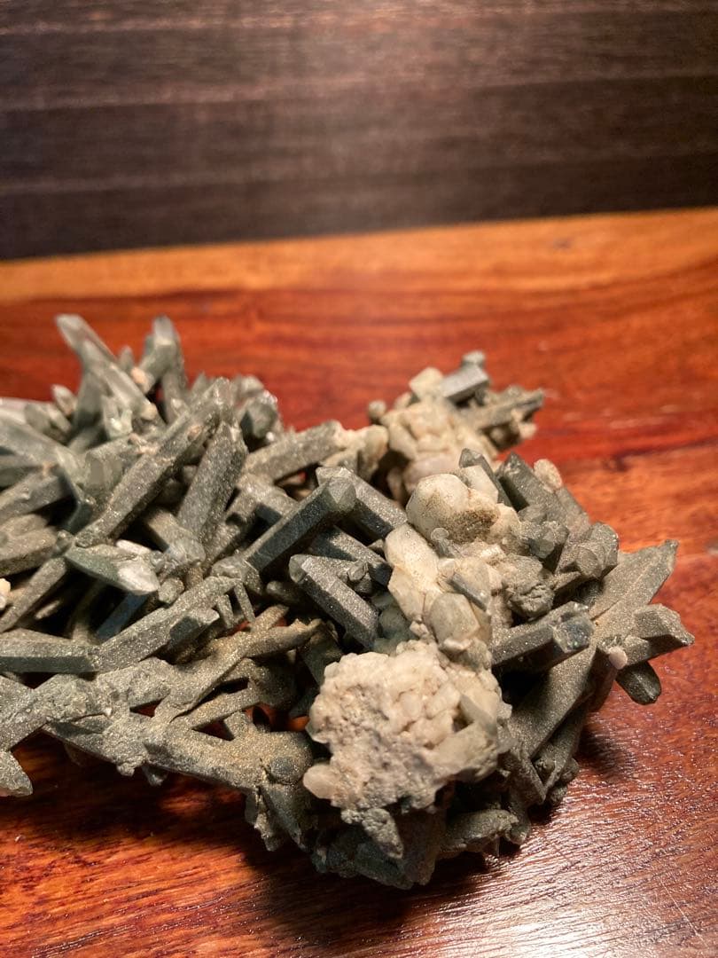 希少 ガネーシュヒマール産 水晶 クラスター 原石 140g ガネッシュヒマール