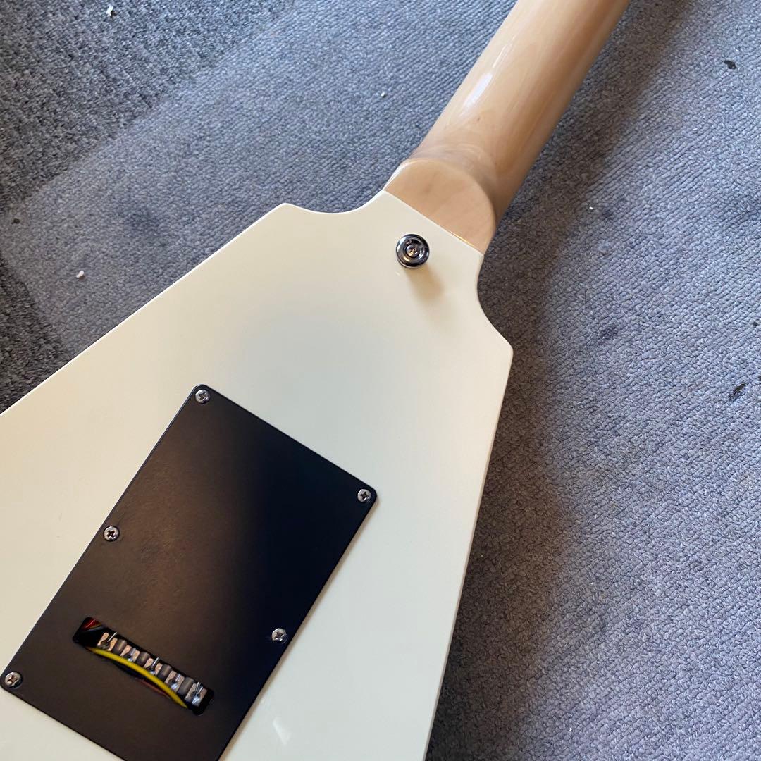 ノーブランド ブルズアイフライングV ギター ザック・ワイルド