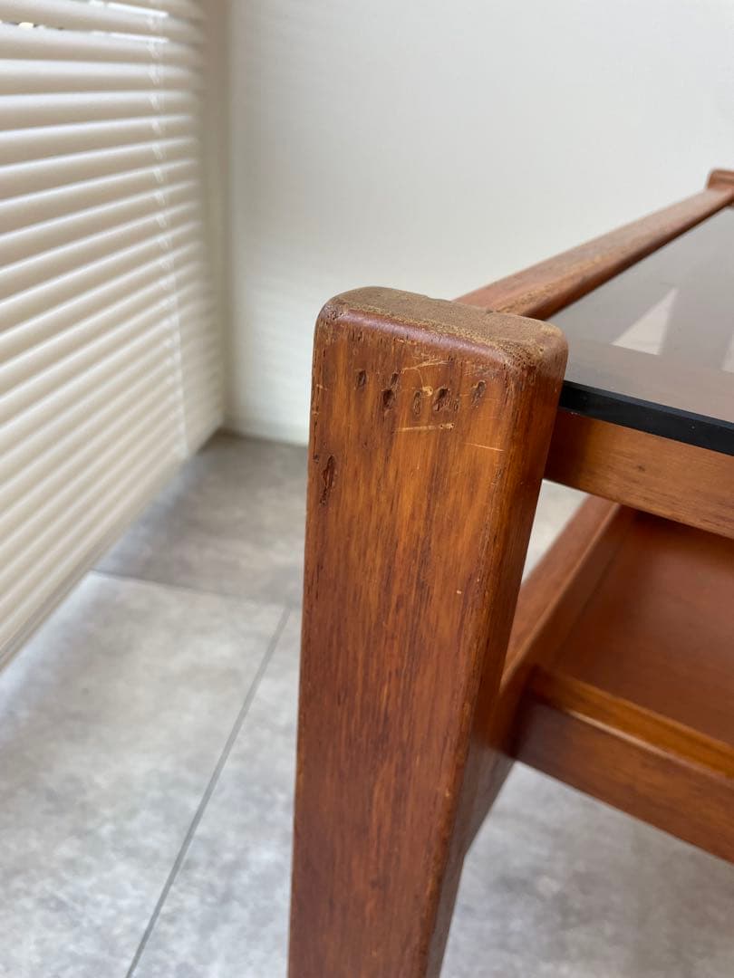 木製ガラストップセンターテーブル　ビンテージテーブル　チーク材　北欧家具