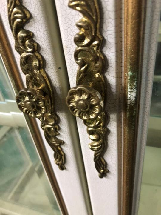 期間限定お値下げ 引き取り限定 ガラスキャビネット ロココ調 アンティーク白家具