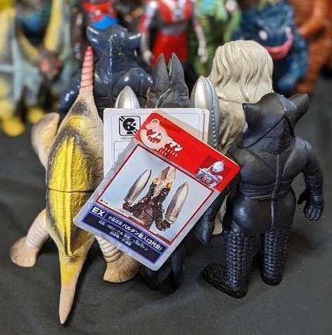 ウルトラＱ・ウルトラマン＆登場怪獣・宇宙人（バンダイ）ソフビ49体セット＋６