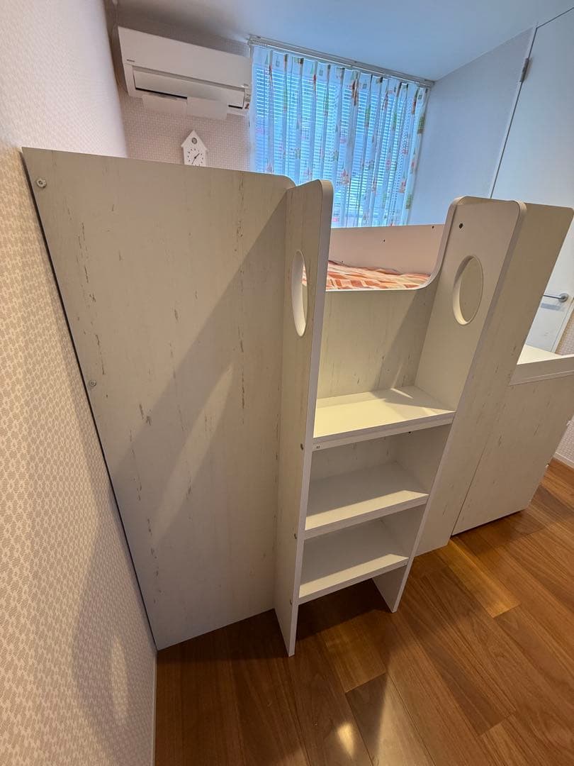 【綺麗め】木製ロフトベッド シングルサイズ 白　収納付　大阪引取