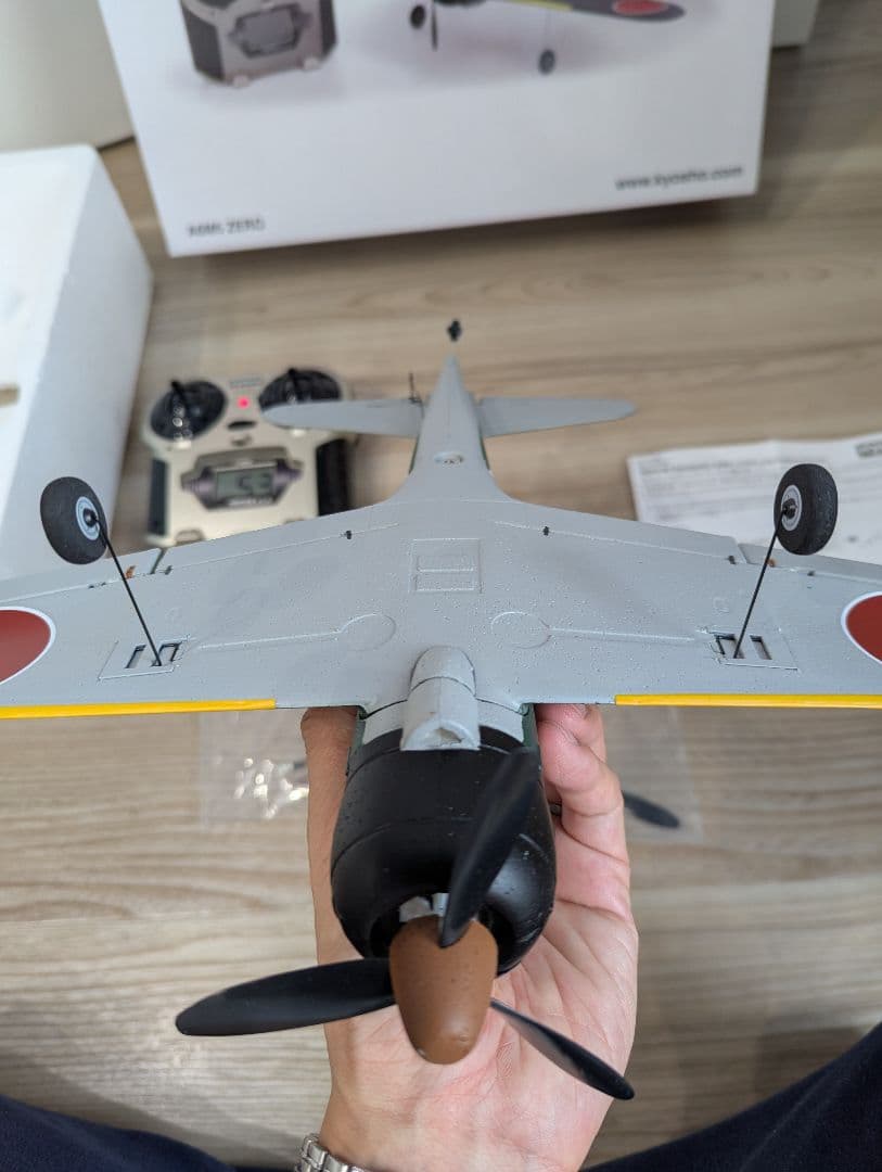 廃盤　京商　ミニューム　零戦ラジコン　MINIIM WARBIRD 2.4GHz