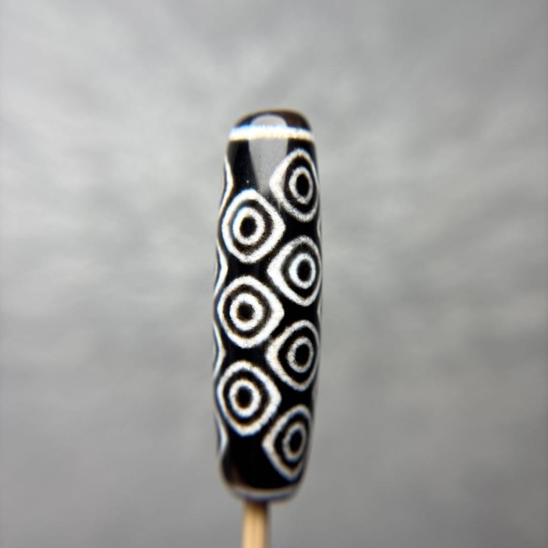 ユッキー　瑪瑙　21龍眼天珠　1-208