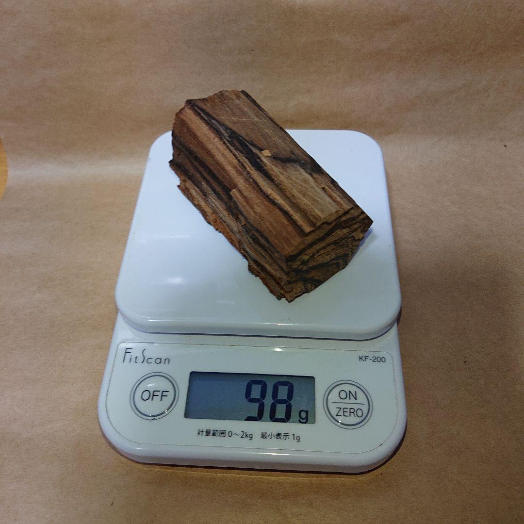 香木 沈香 伽羅 聞香◎品名 天然 カンボジア産 黄熟香98g ③