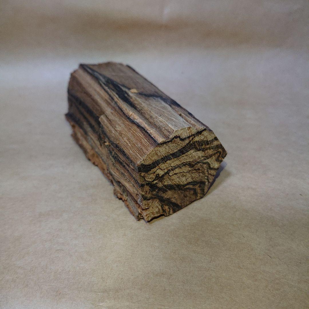 香木 沈香 伽羅 聞香◎品名 天然 カンボジア産 黄熟香98g ③