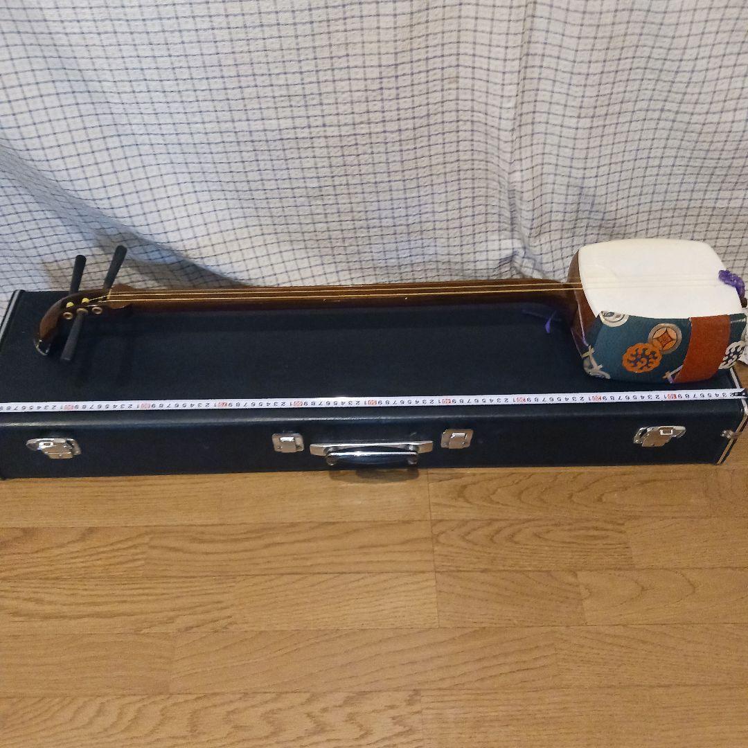 【値下げ】三味線　中棹（太さ　約2.6cm）破れなし ハードケース付き