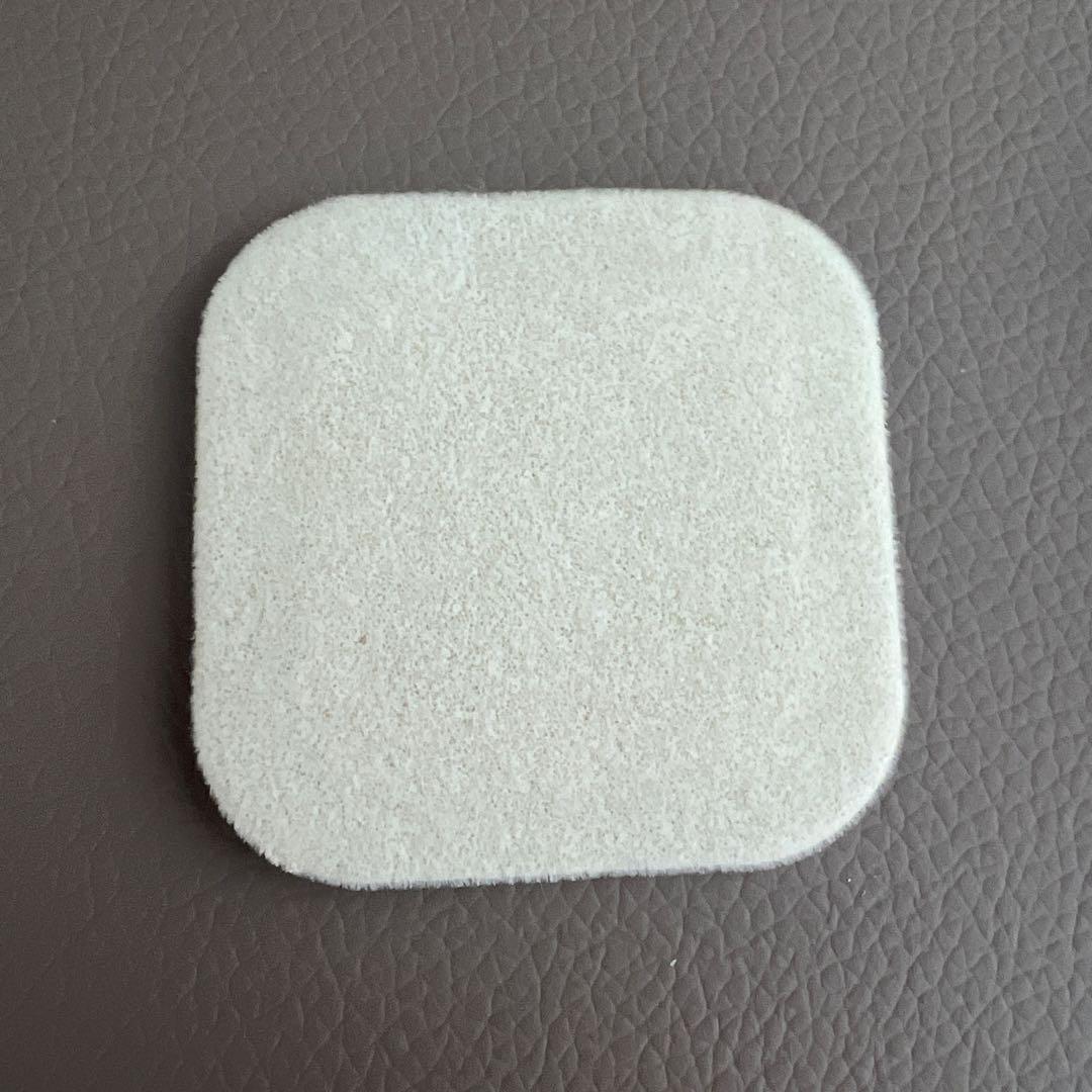 クレ・ド・ポー ボーテ プードルコンパクトサンシエルn