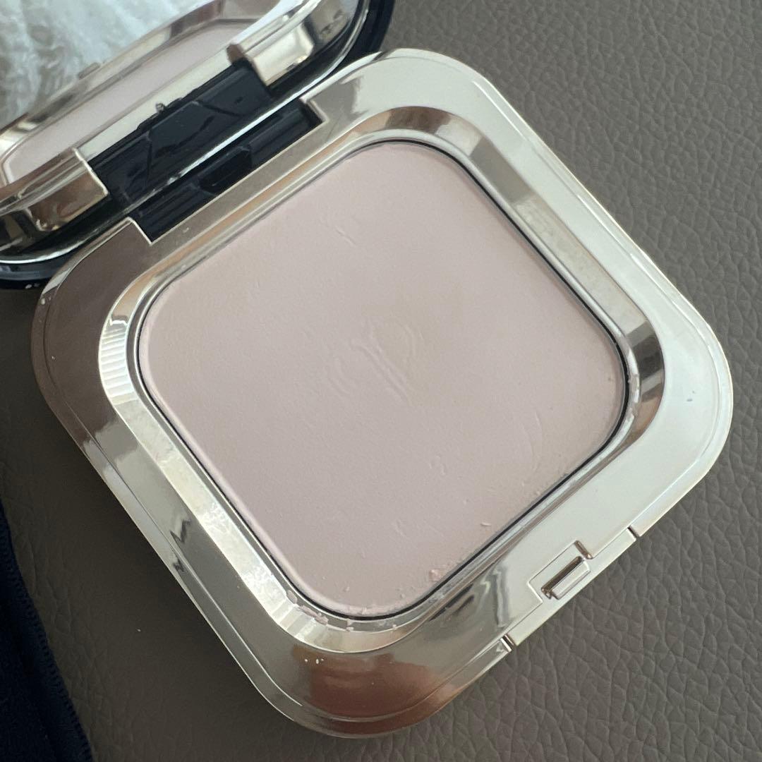 クレ・ド・ポー ボーテ プードルコンパクトサンシエルn