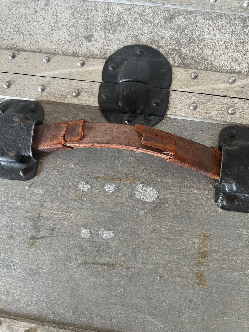 貴重❗️大型アルミトランク