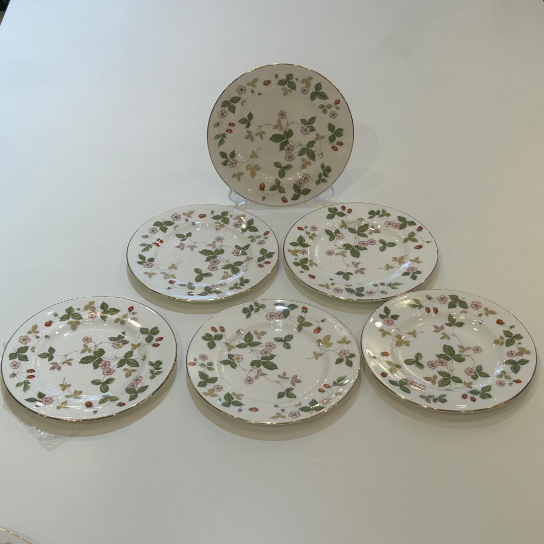 美品♥ワイルドストロベリープレート大皿、小皿