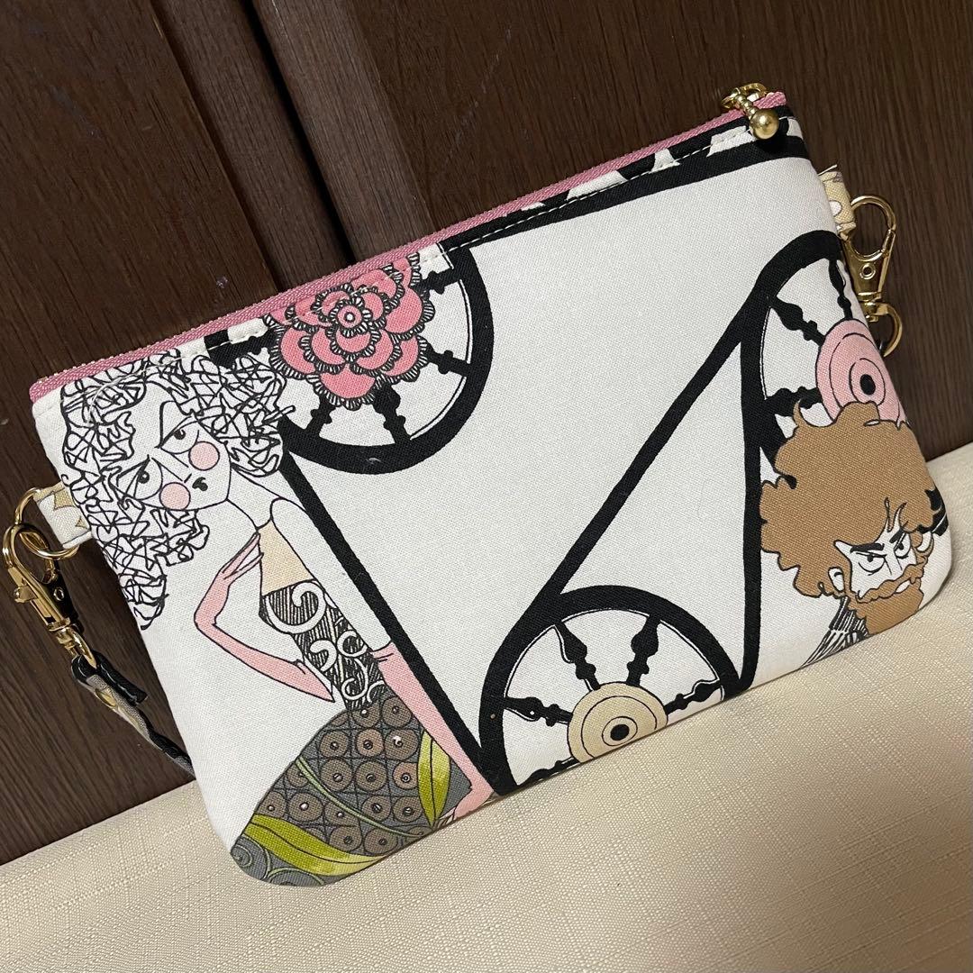 ♡エンドで18㎝ファスナーフラットポーチ♡ハンドメイド　アレキサンダーヘンリー