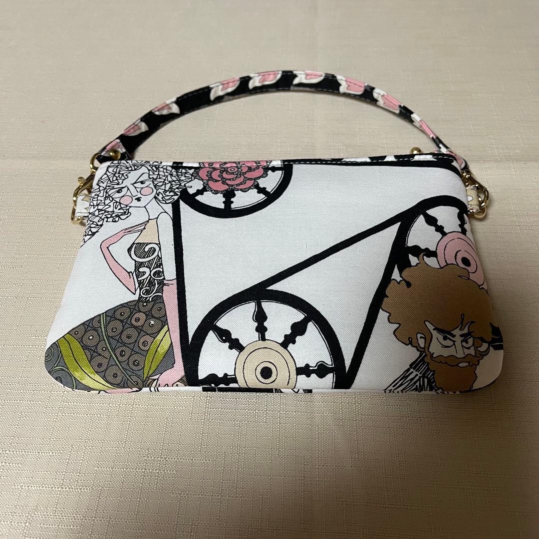 ♡エンドで18㎝ファスナーフラットポーチ♡ハンドメイド　アレキサンダーヘンリー