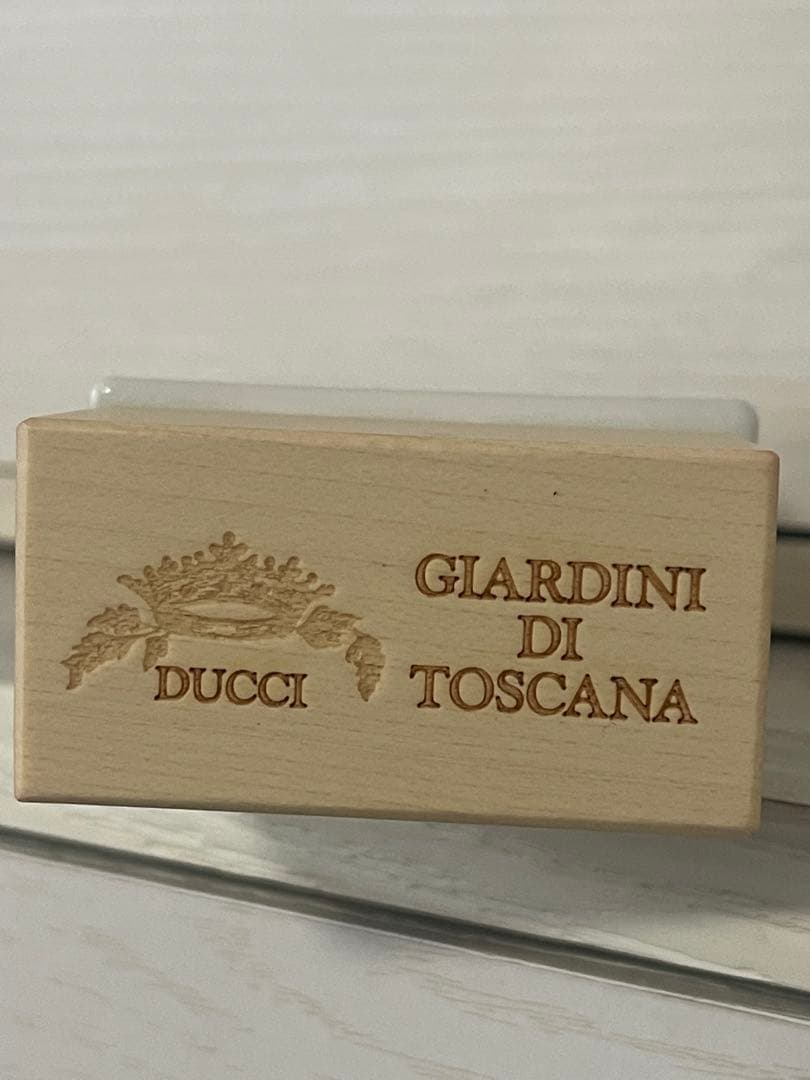 ジャルディニ　ディ　トスカーナ　ボラボラ　Giardini Bora Bora