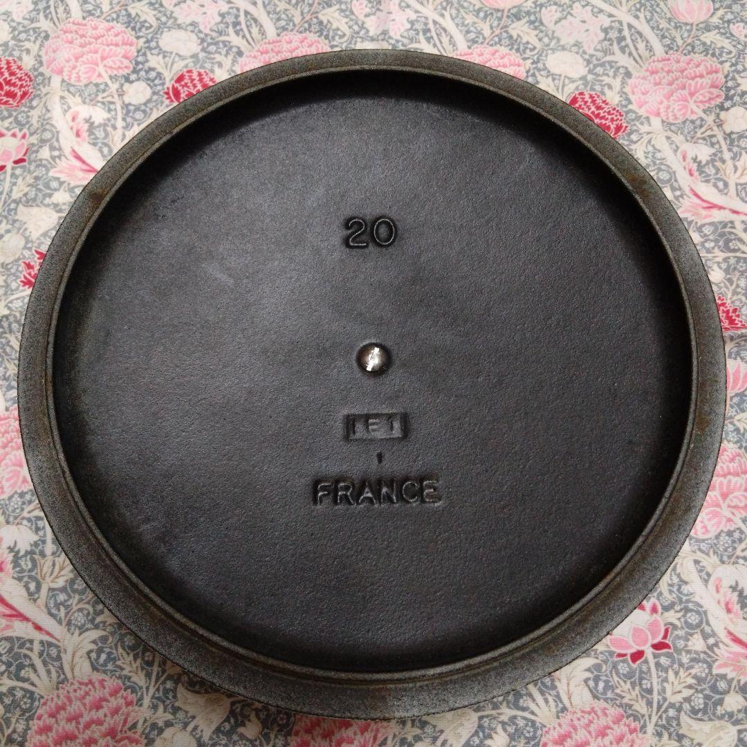 ルクルーゼ ココットロンド20 レースレリーフ コットン